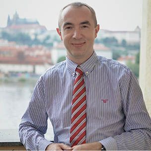 Richard Singer, Chief Operating Officer, Europe, Dentons